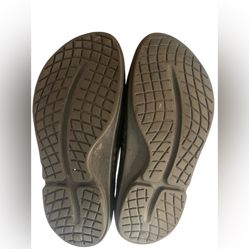 Oofos Woman OOahh Slide Snake Skin Black Blue Gray Slip On Sandals Size 9 - Picture 6 of 7